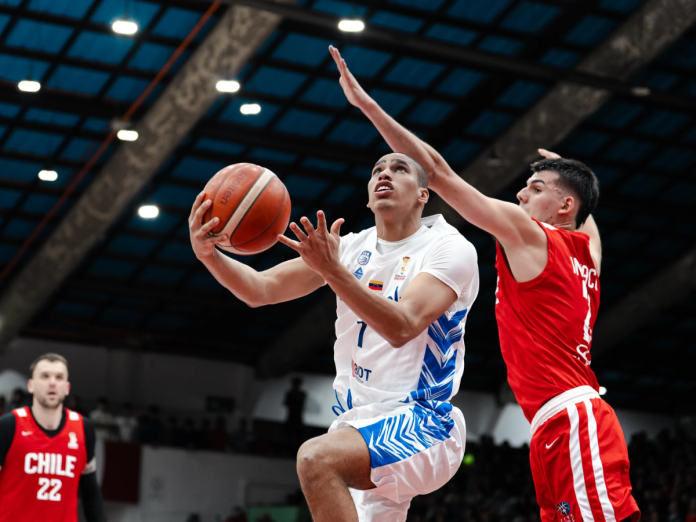 Venezuela venció a Chile en duelo de alto voltaje